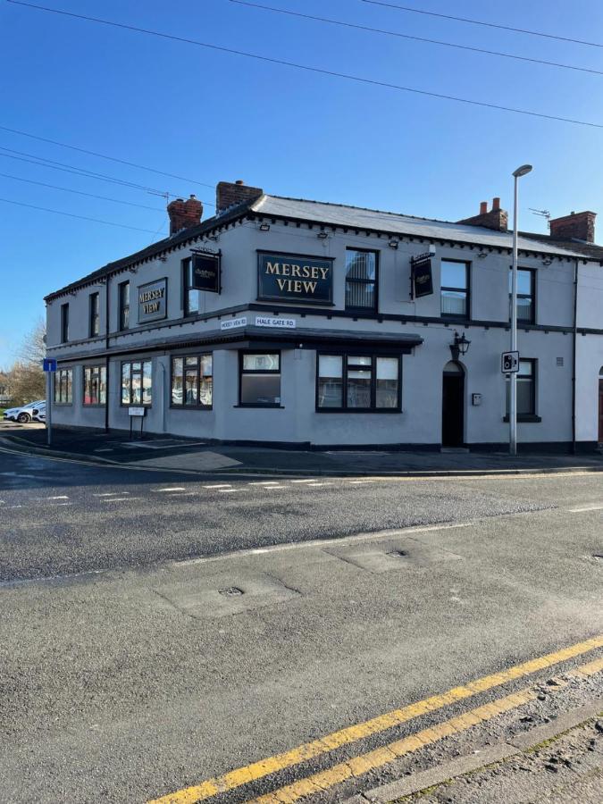 Mersey View Hotel & Pub Hale  Exterior foto